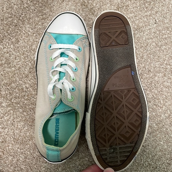 Converse Low Top Sneakers - Picture 5 of 5